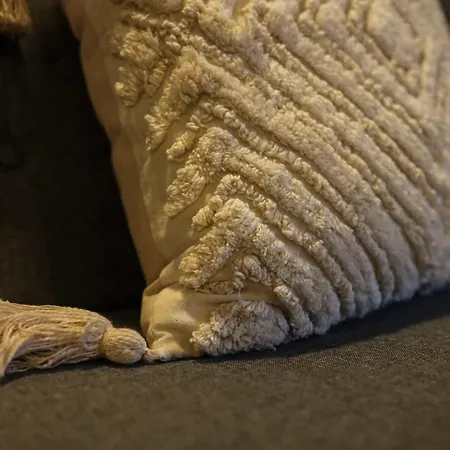 The Willow - 33 Bristol