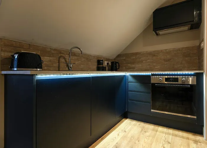 The Willow - 33 * Bristol